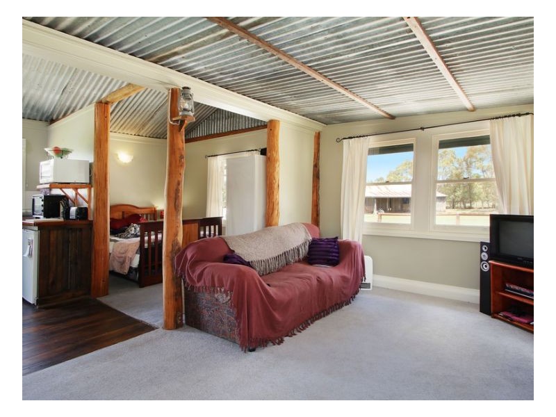‘WYUNA’ 103. Glen Innes Road, Armidale NSW 2350