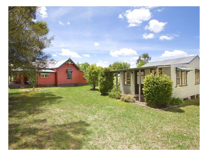 ‘WYUNA’ 103. Glen Innes Road, Armidale NSW 2350
