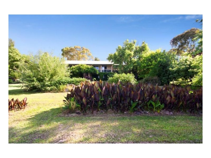20 Inces Road, Armidale NSW 2350