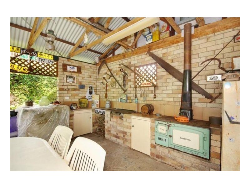 20 Inces Road, Armidale NSW 2350