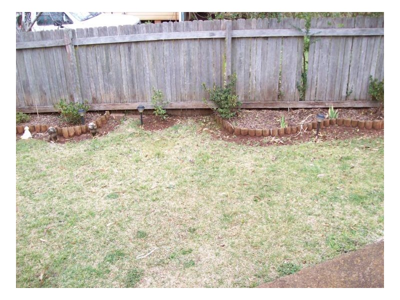2/11 Balblair Street, Guyra NSW 2365