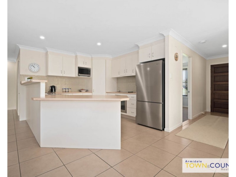 22 Rusden Court, Armidale NSW 2350