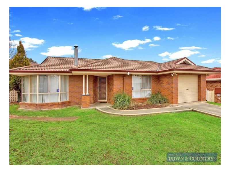 89 Fittler Close, Armidale NSW 2350