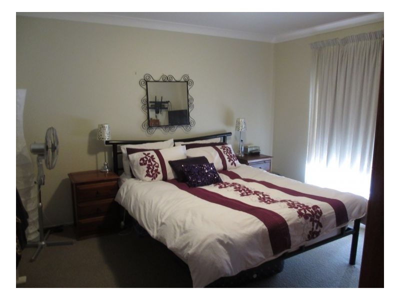 1/8. Nathaniel Pidgeon Drive, Armidale NSW 2350