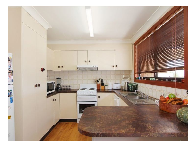 14 Yallambee Ave, Armidale NSW 2350