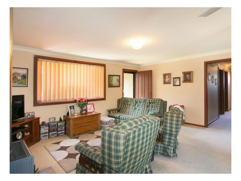 14 Yallambee Ave, Armidale NSW 2350