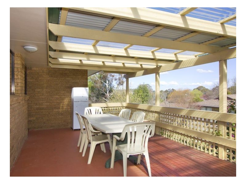 14 Yallambee Ave, Armidale NSW 2350
