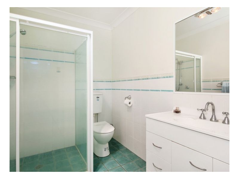 2/6 Speare Avenue, Armidale NSW 2350