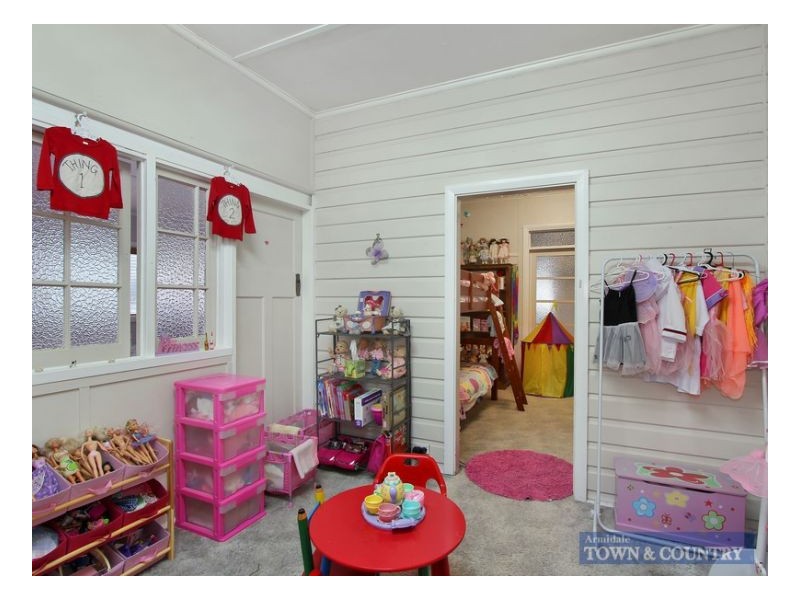 148. Douglas Street, Armidale NSW 2350