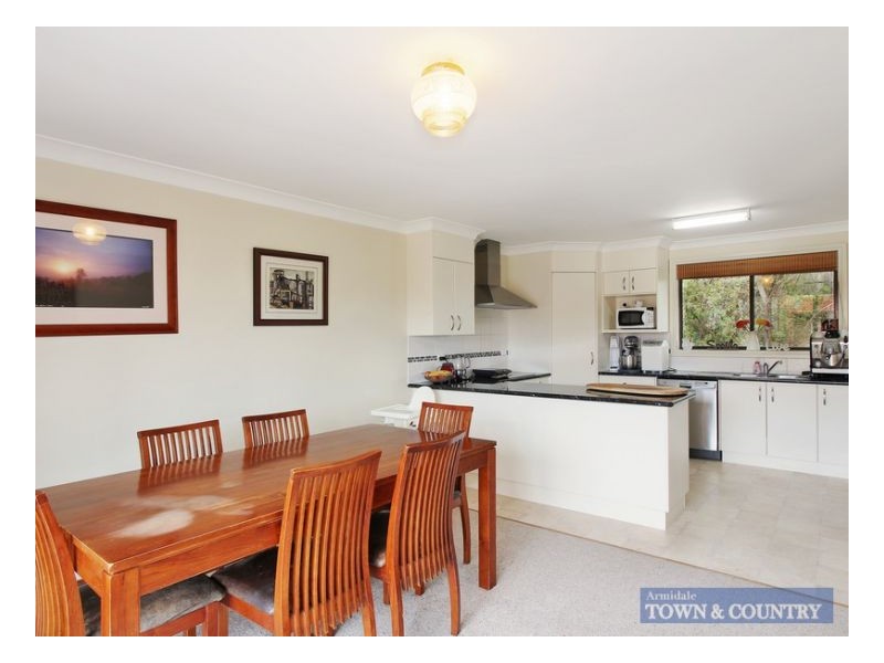 2/167 Kirkwood, Armidale NSW 2350