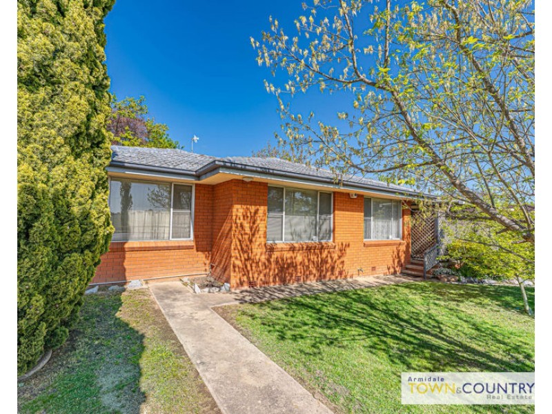 65 Canambe Street, Armidale NSW 2350