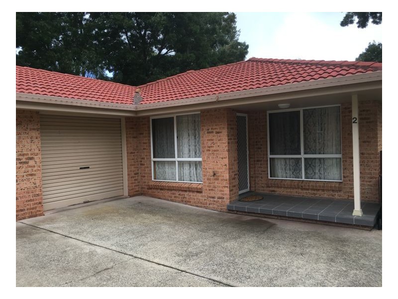 2/8 Nathaniel Pidgeon Drive, Armidale NSW 2350