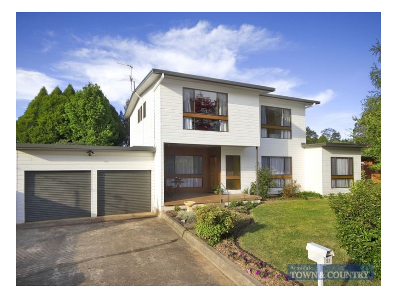 21 Duval Street, Armidale NSW 2350