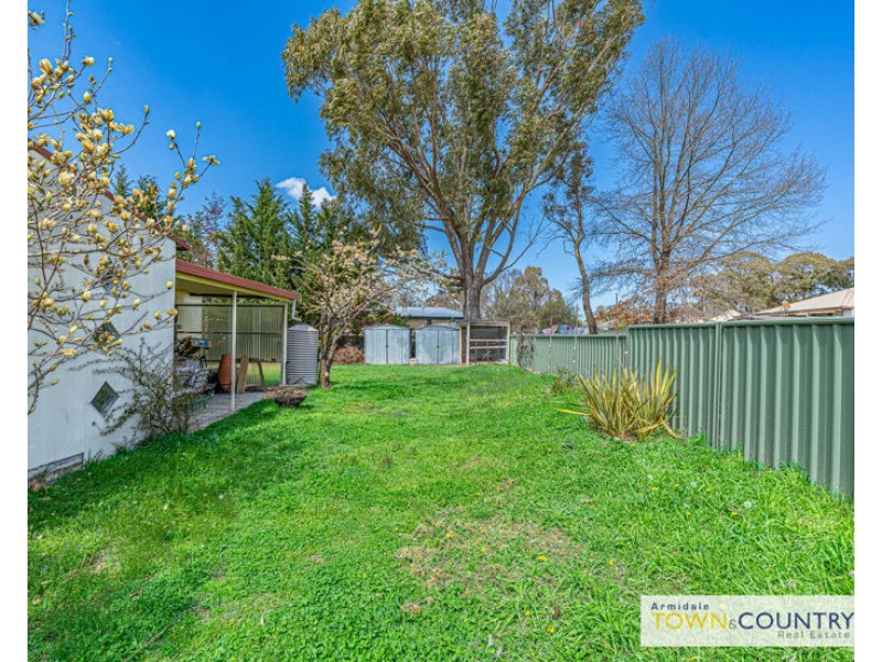 4 Claude Street, Armidale NSW 2350