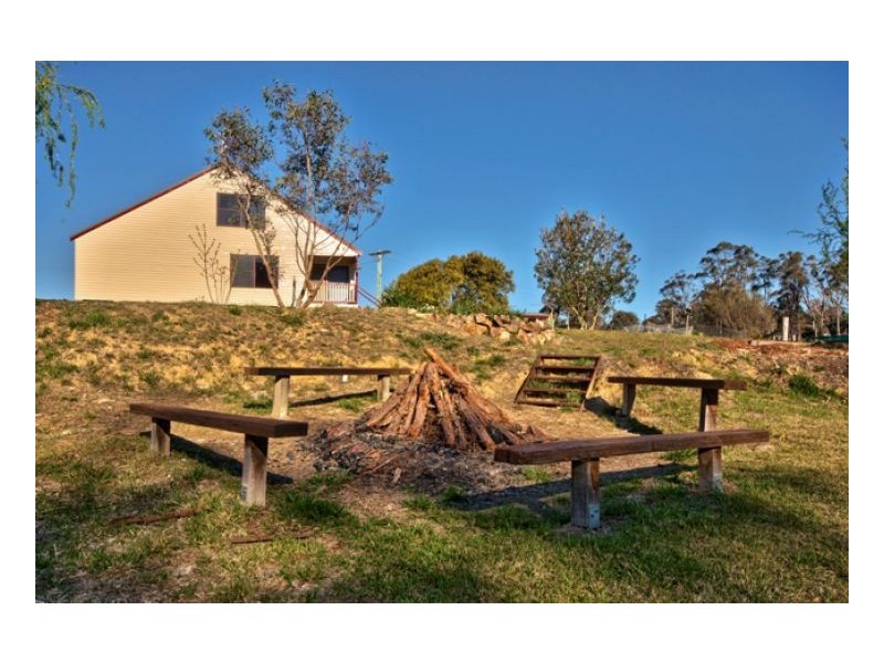 70 Kareela Rd, Invergowrie NSW 2350