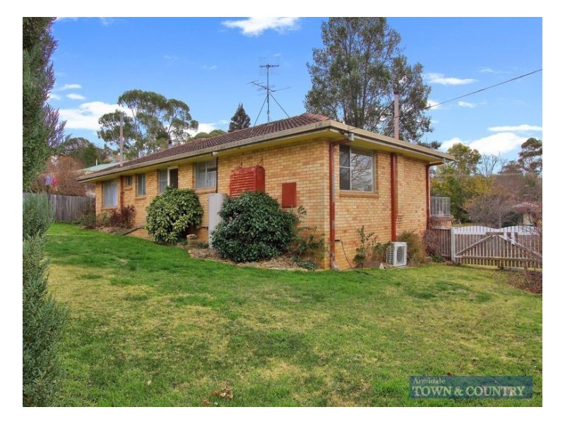 10 Simpson Avenue, Armidale NSW 2350