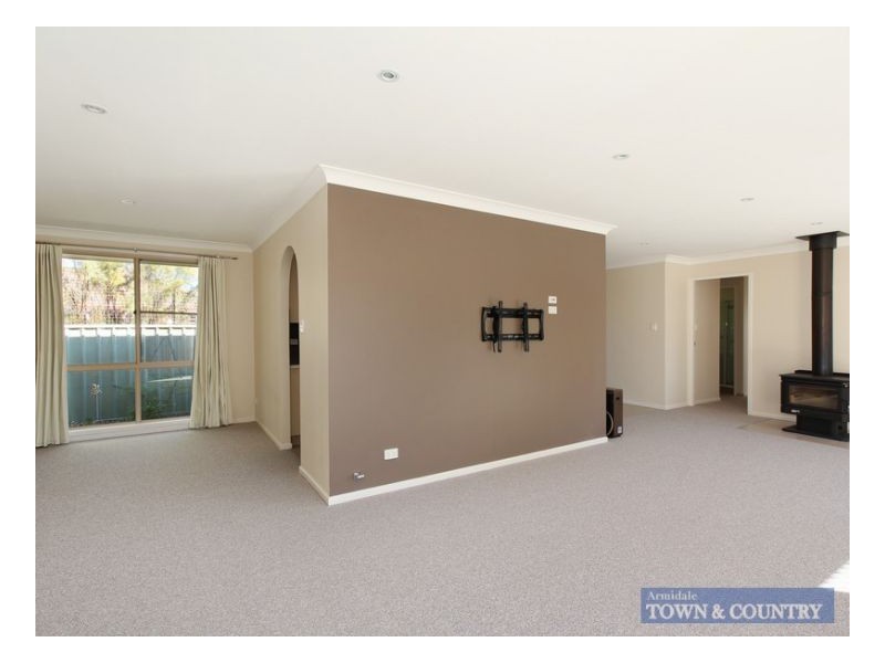 8 Kurrajong Close, Armidale NSW 2350