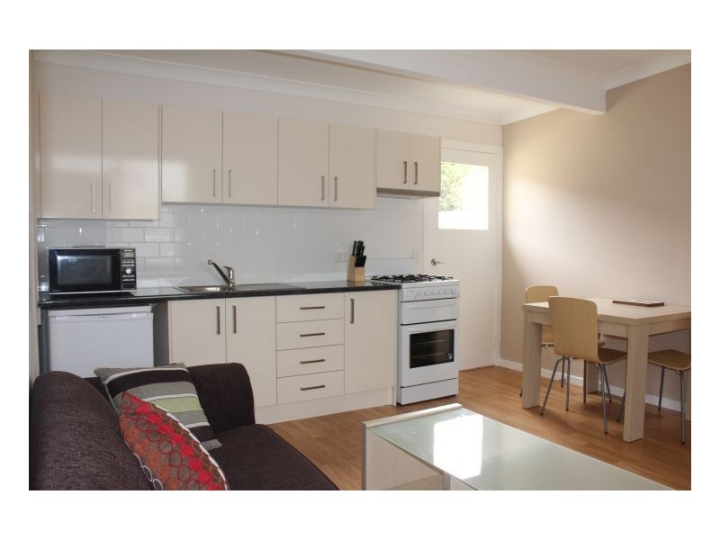 3174 New England Highway, Black Mountain NSW 2365