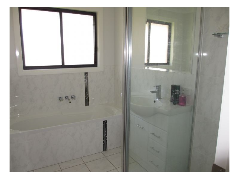 2/8 Brewery Lane, Armidale NSW 2350