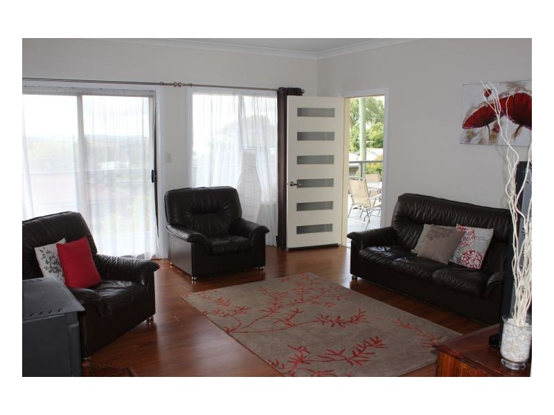 6. Laurence Avenue, Armidale NSW 2350