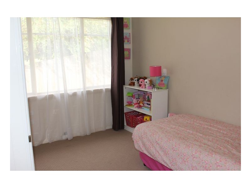 6. Laurence Avenue, Armidale NSW 2350