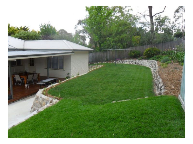 6. Laurence Avenue, Armidale NSW 2350