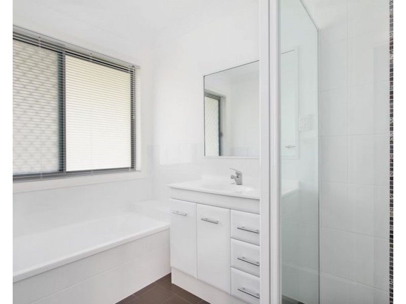 10b Earle Page Dr, Armidale NSW 2350
