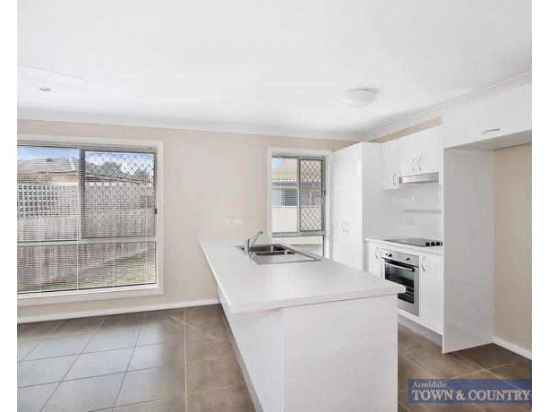 10C Earle Page Drive, Armidale NSW 2350