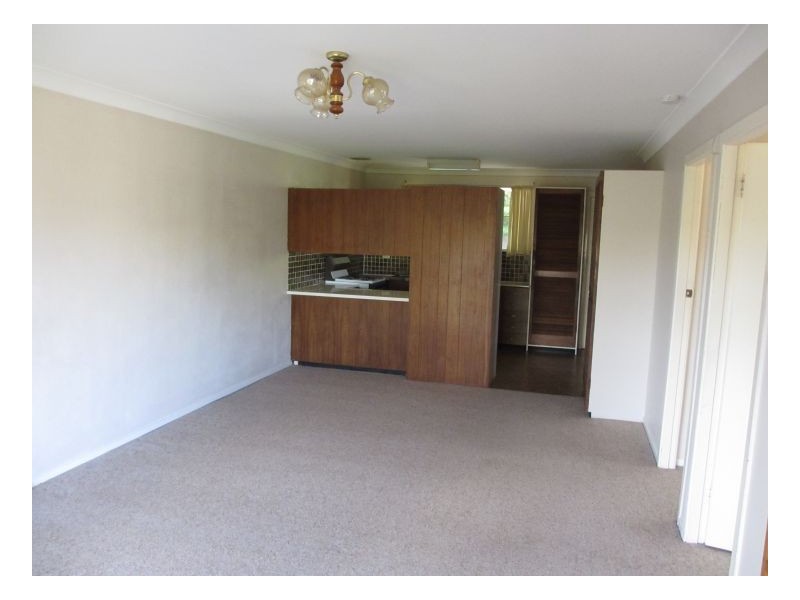 2/5 Oak Tree Drive, Armidale NSW 2350