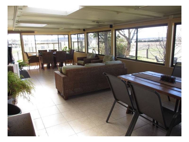 911 Castledoyle Road, Armidale NSW 2350