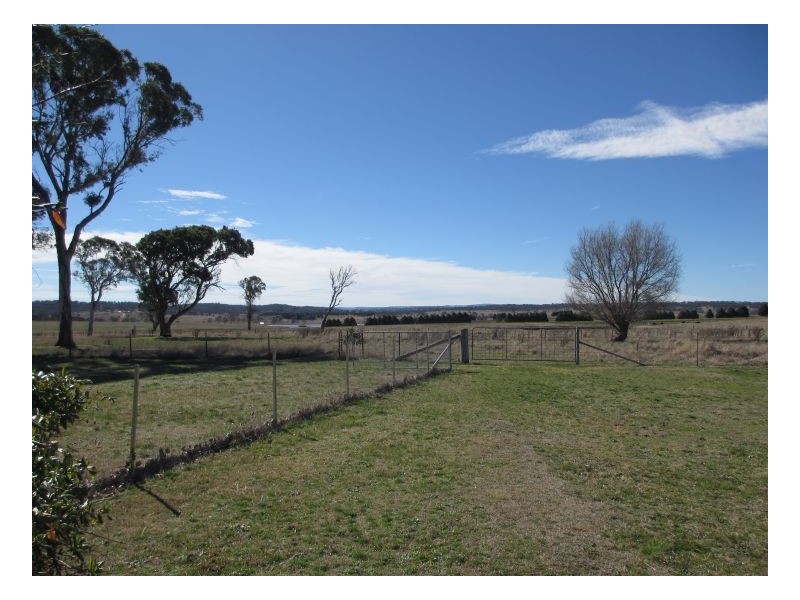 911 Castledoyle Road, Armidale NSW 2350