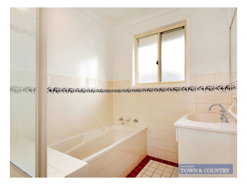 28 Macdonald Drive, Armidale NSW 2350