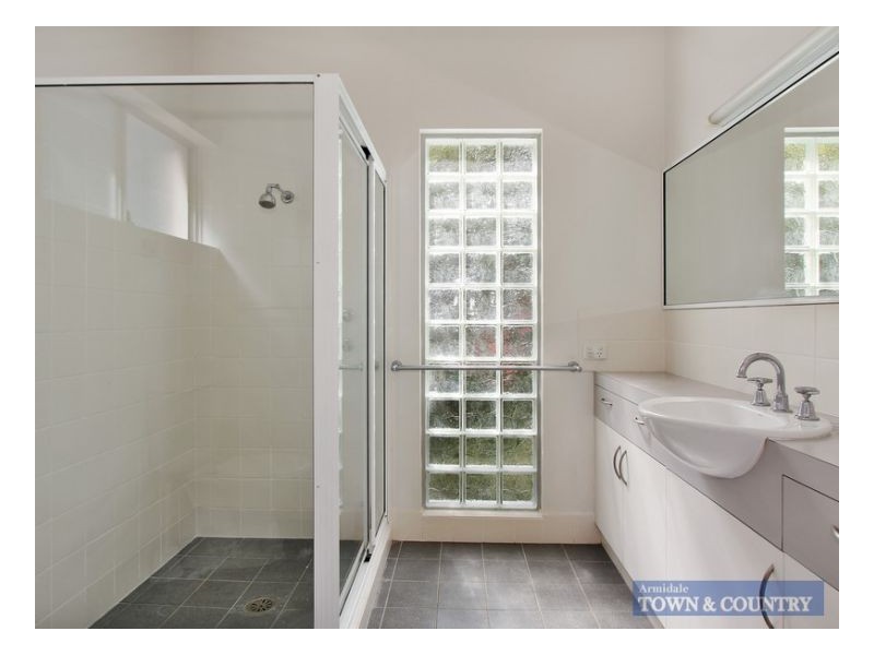 12 Eulahbar Cres, Armidale NSW 2350