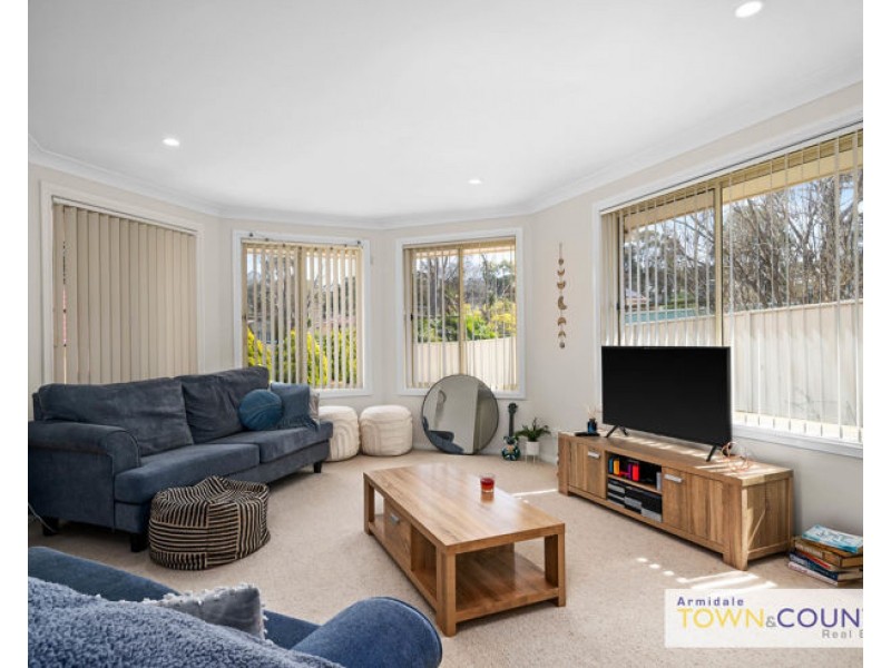 5a Mayfield Avenue, Armidale NSW 2350