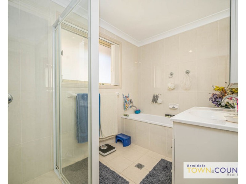 5 Mayfield Avenue, Armidale NSW 2350