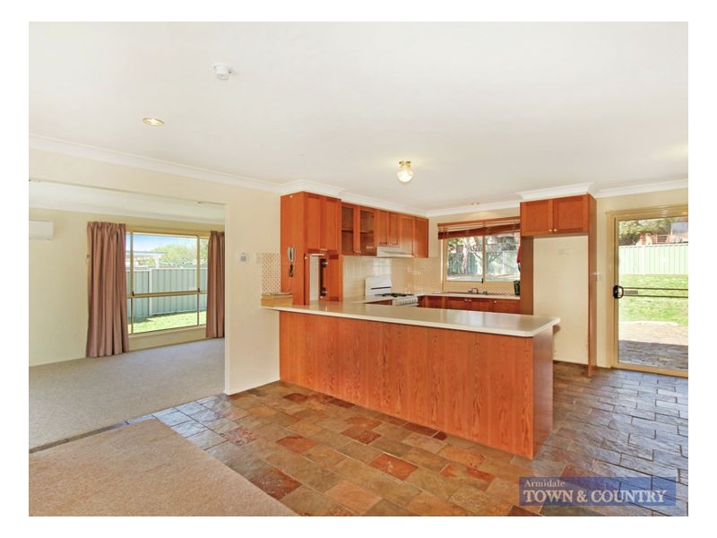 42 Claude Street, Armidale NSW 2350