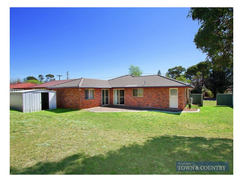 42 Claude Street, Armidale NSW 2350