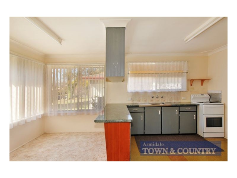 22 Judith Street, Armidale NSW 2350