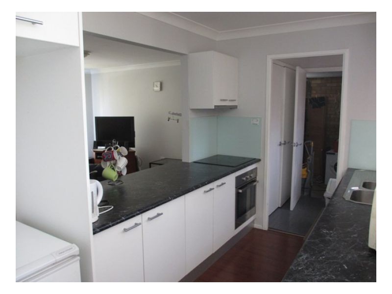 6 Centennial Close, Armidale NSW 2350