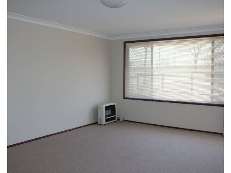 1/56 Simmons Street, Armidale NSW 2350