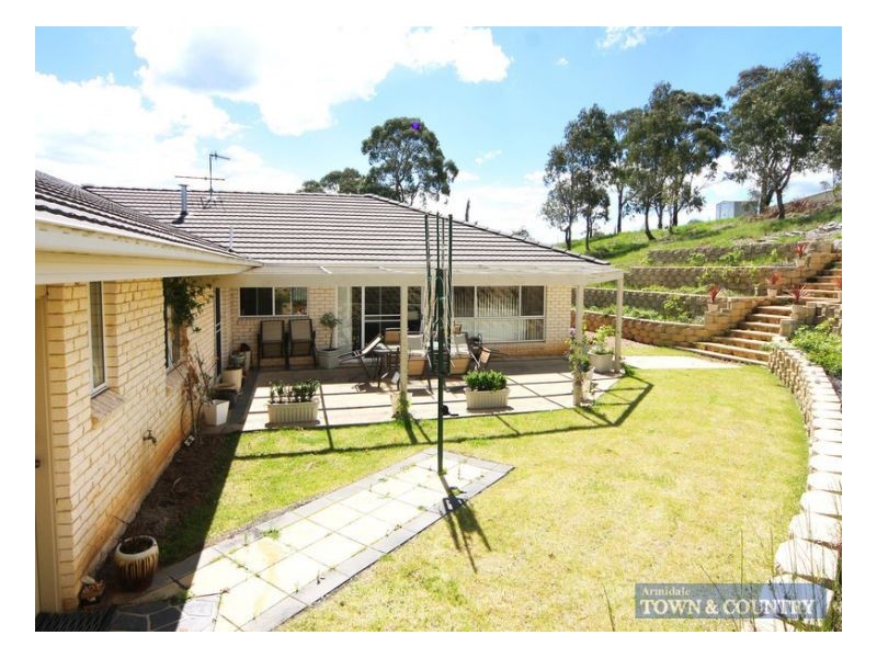 81 Ash Tree Drive, Armidale NSW 2350