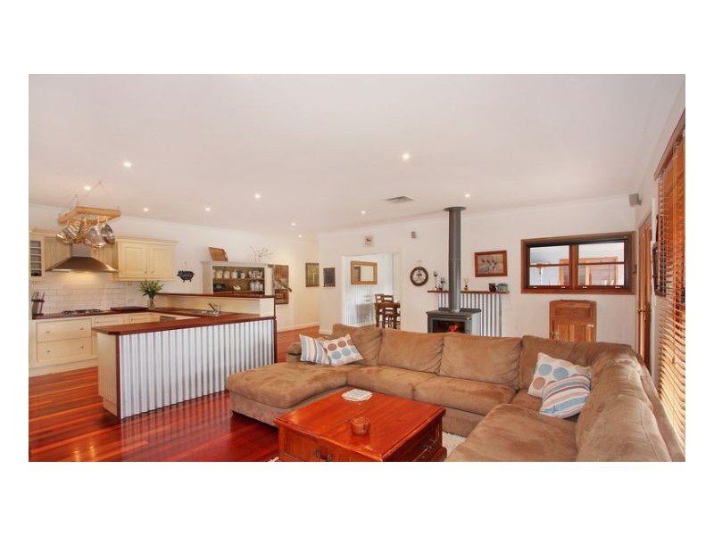 83 Ursula Road, Armidale NSW 2350