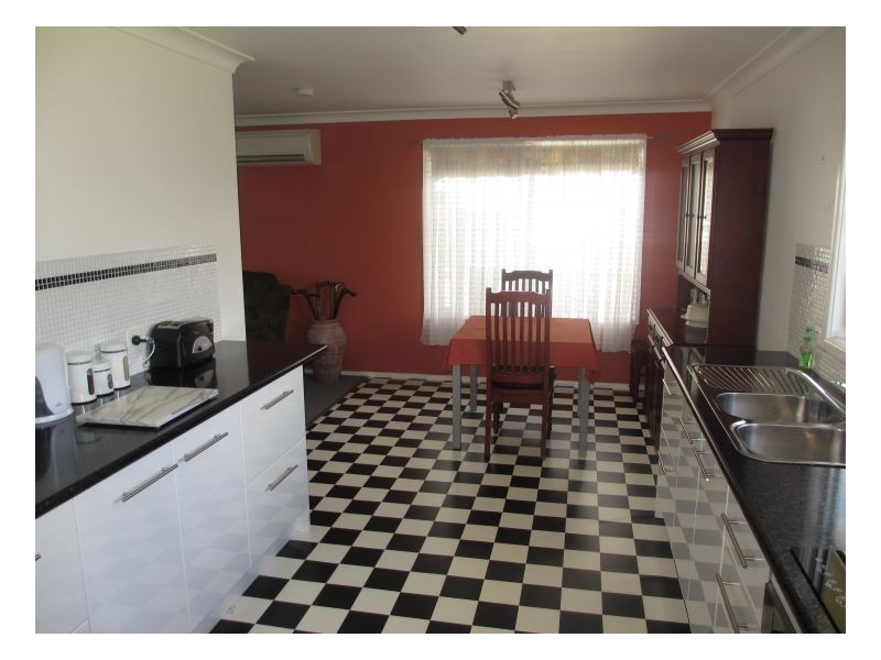 294 Rusden Street, Armidale NSW 2350