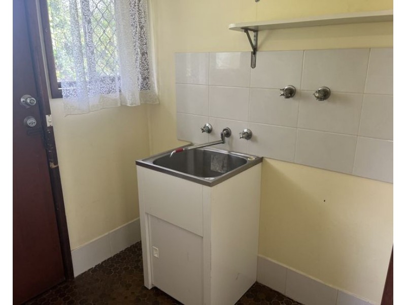 2/56 Simmons Street, Armidale NSW 2350