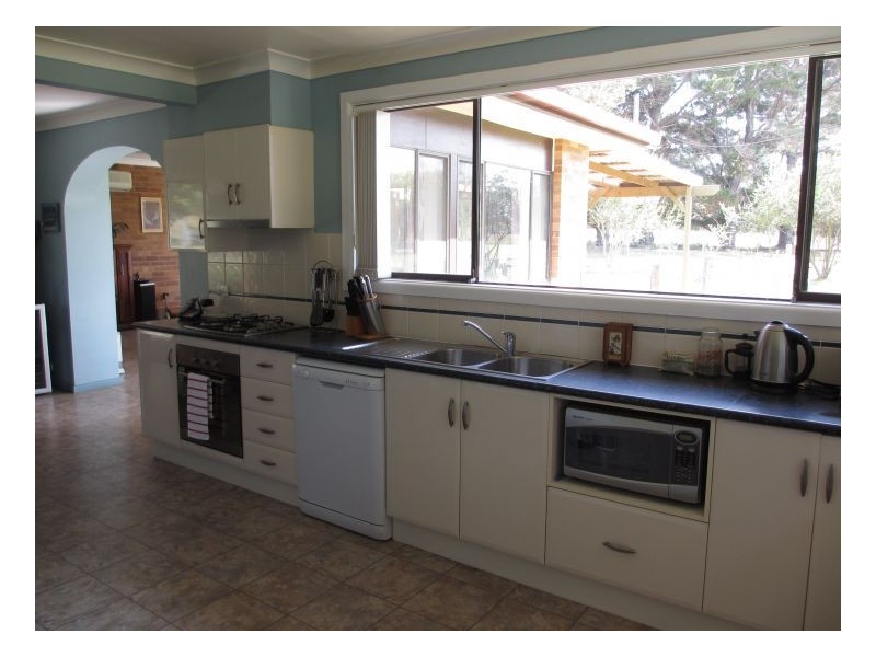 57 Blanch Road, Armidale NSW 2350
