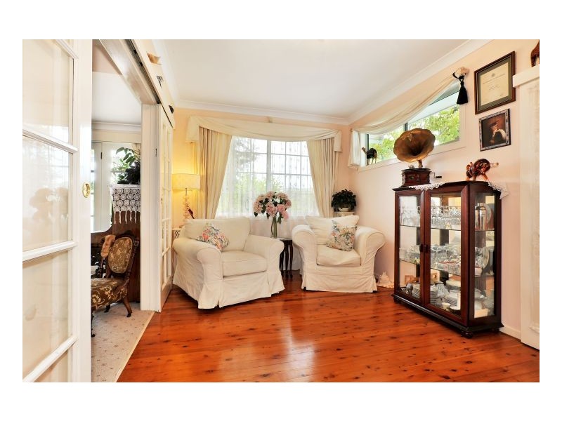 2 Lynches Road, Armidale NSW 2350