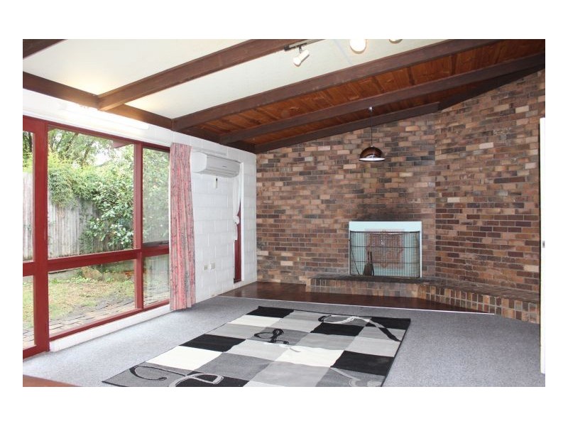 11 Bona Vista Road, Armidale NSW 2350