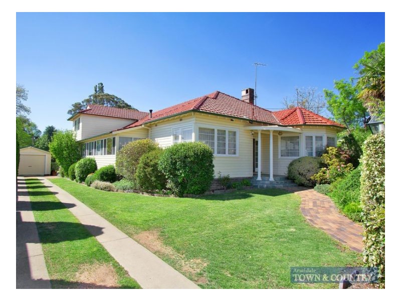 155 Marsh Street, Armidale NSW 2350