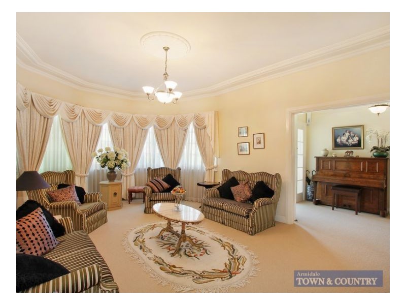 155 Marsh Street, Armidale NSW 2350