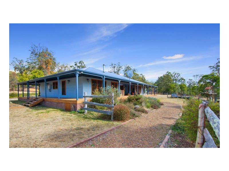 83 Ursula Road, Armidale NSW 2350